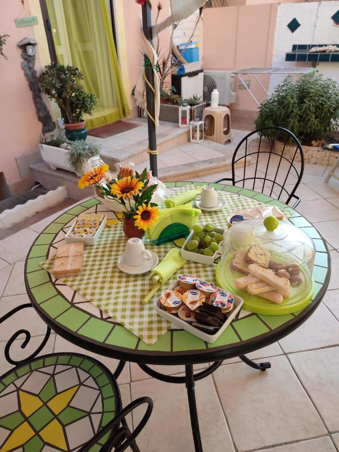 B&B Lety Alghero Bagian luar foto